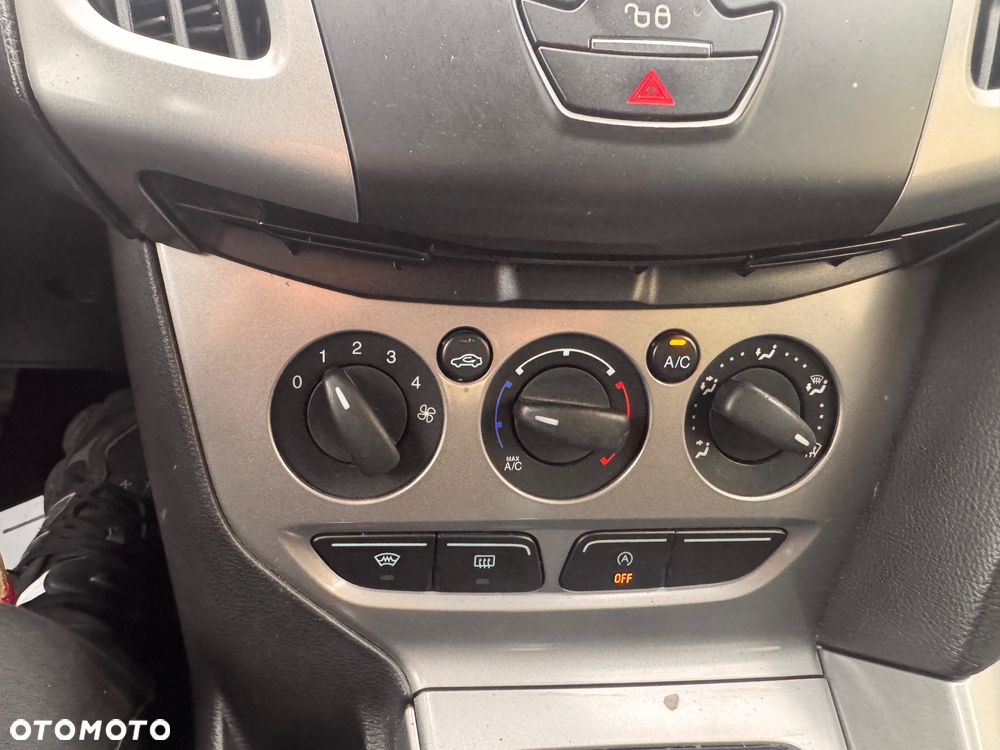 Ford Focus - 23