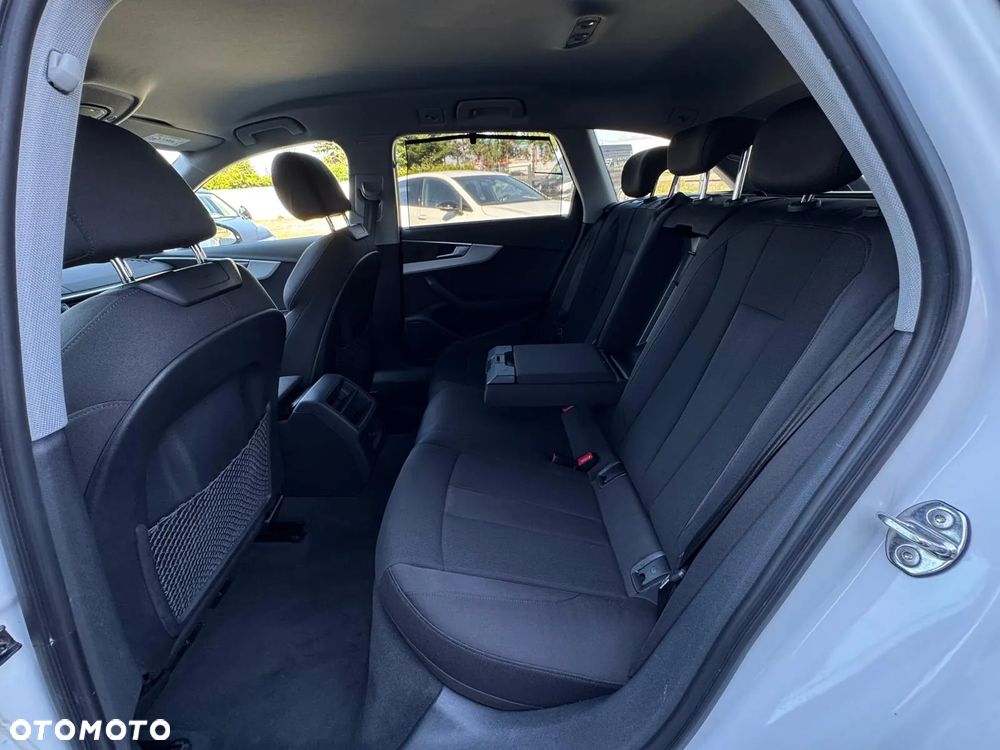 Audi A4 40 TDI quattro S tronic - 26