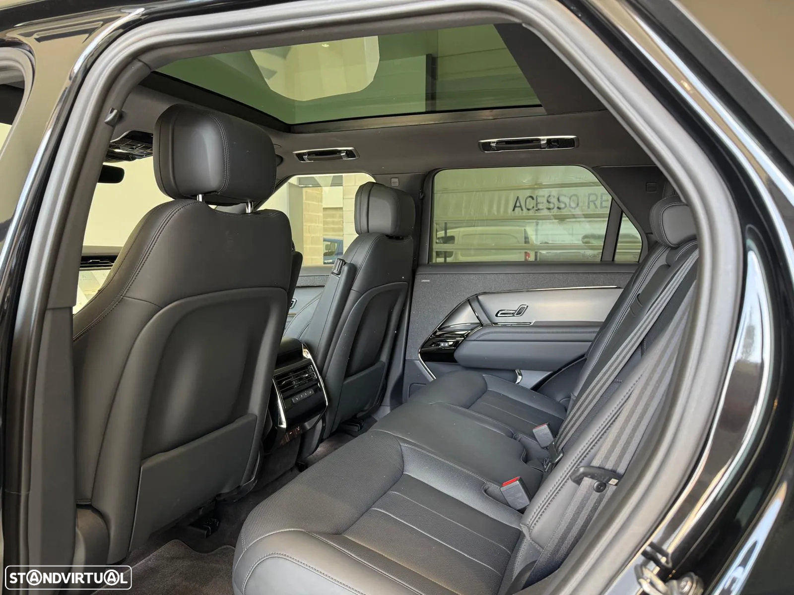 Land Rover Range Rover Sport 3.0 P460e Dynamic SE - 12