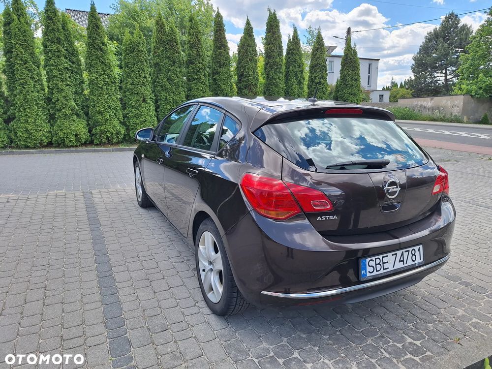 Opel Astra 1.6 Enjoy - 6