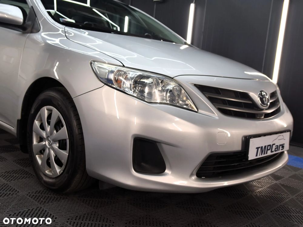 Toyota Corolla - 19