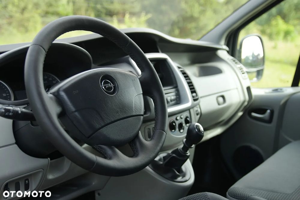 Opel Vivaro - 6