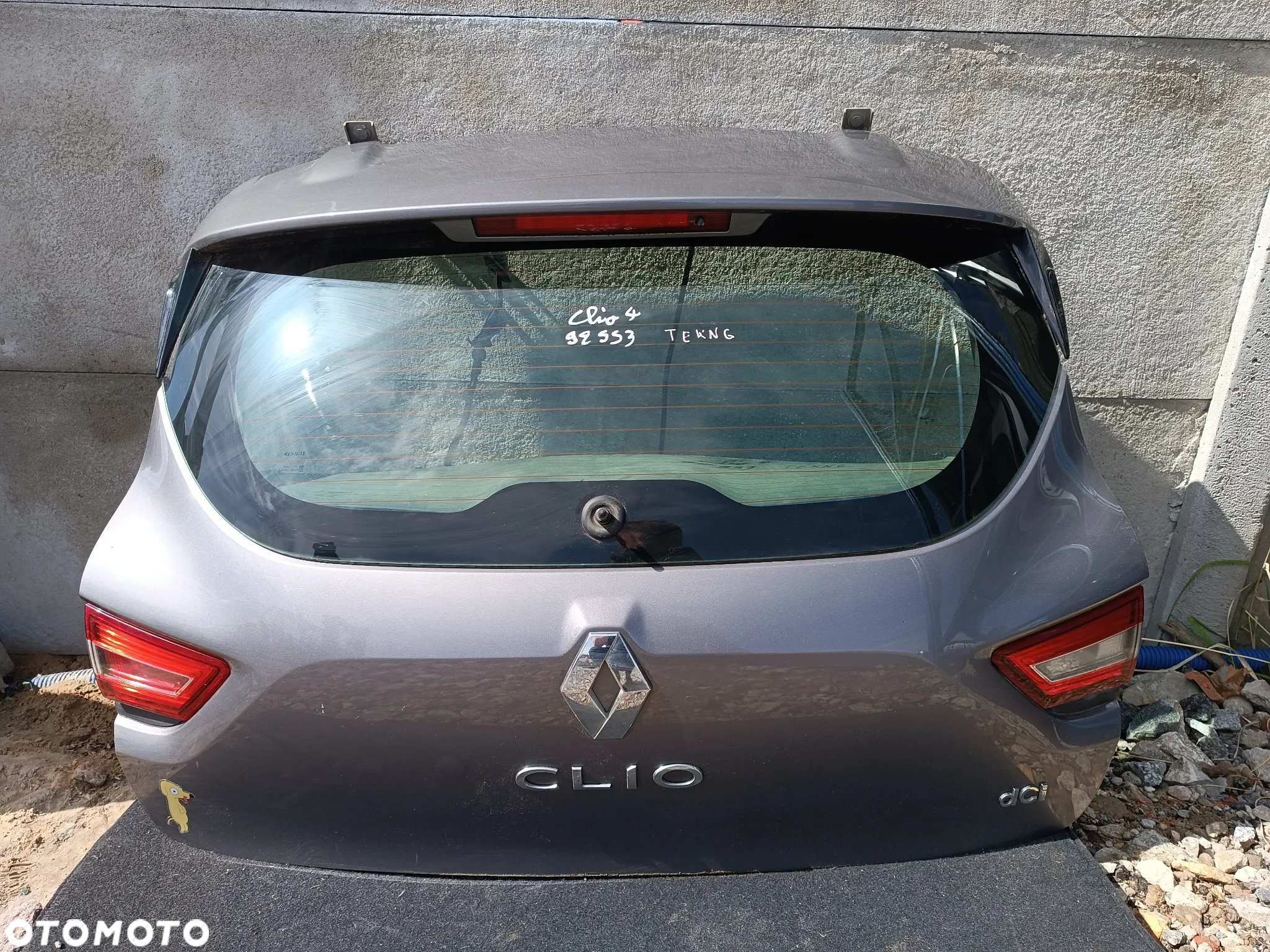 KLAPA BAGAŻNIKA POKRYWA RENAULT CLIO IV - 2