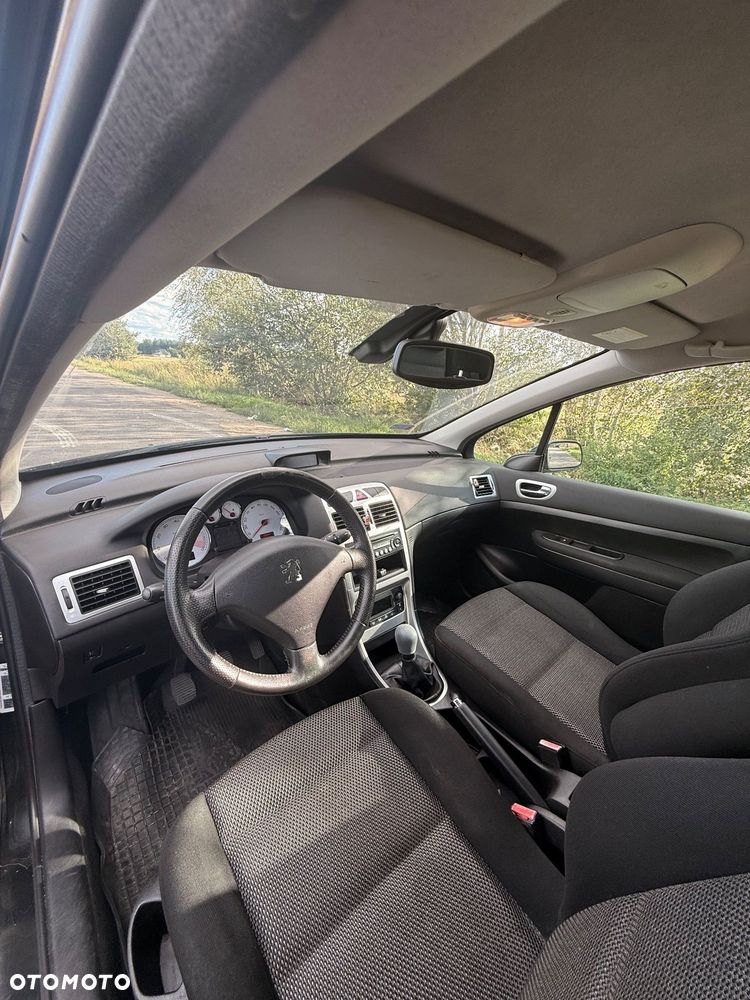 Peugeot 307 1.6 - 10