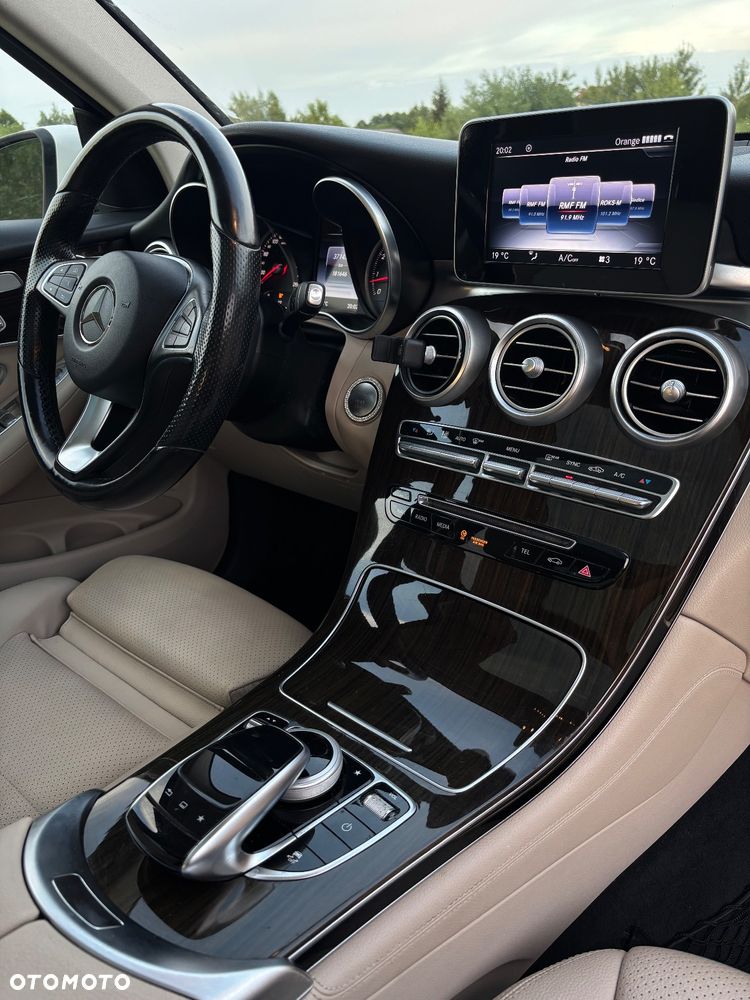 Mercedes-Benz GLC - 10