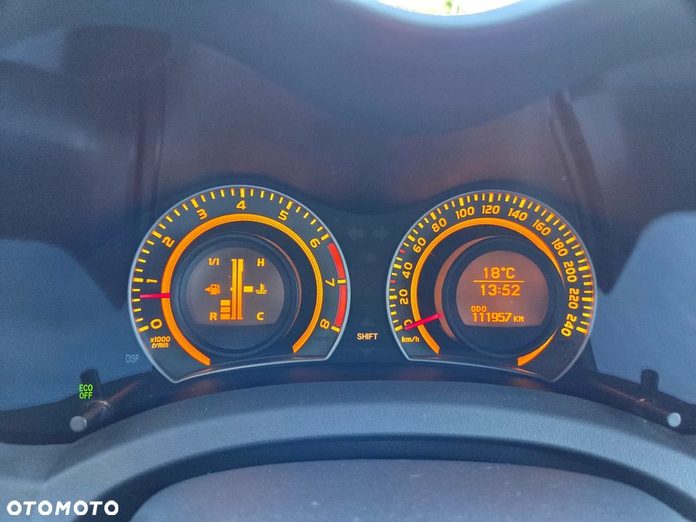 Toyota Auris 1.33 VVT-i Premium + - 21