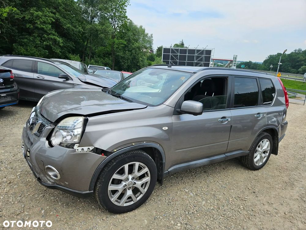Nissan X-Trail 2.0 dCi 4x4 DPF XE - 2