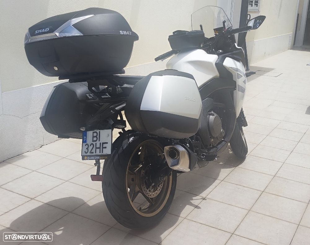 CF Moto 650GT - 2