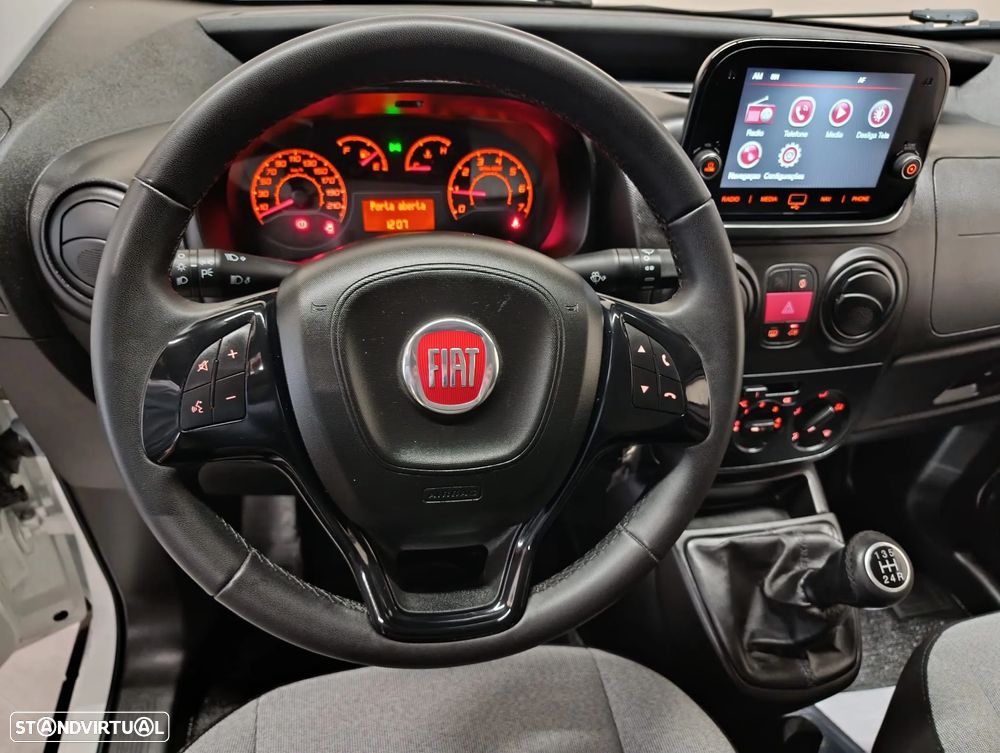 Fiat Fiorino 1.3 M-jet Adventure - 22