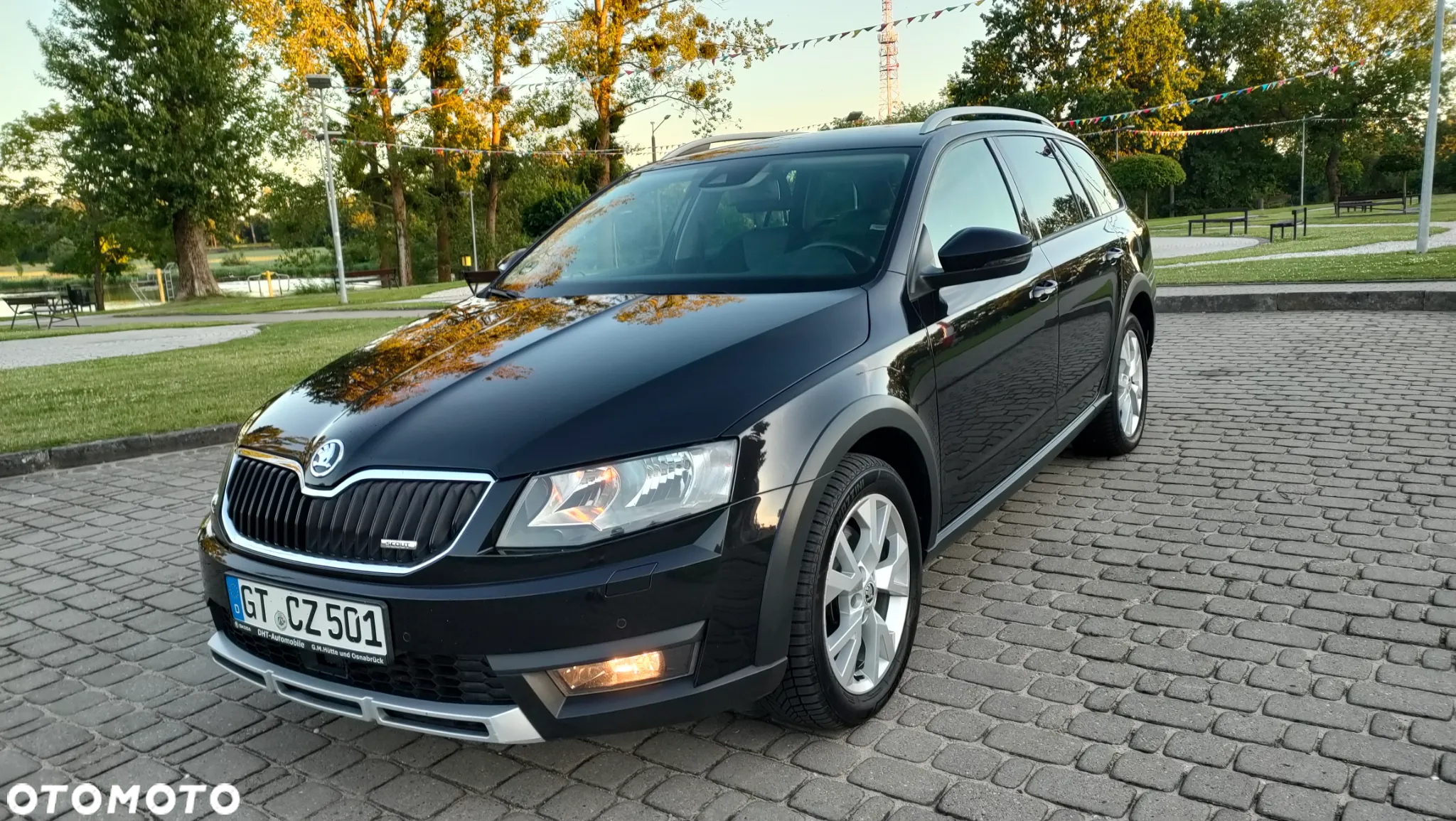 Skoda Octavia Scout 2.0 TDI 4x4 DSG - 3