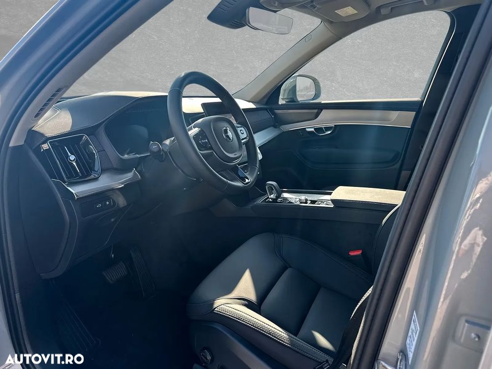 Volvo XC 90 T8 AWD Core - 4