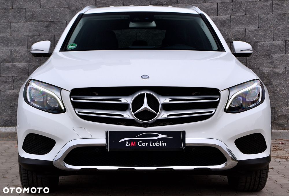 Mercedes-Benz GLC 250 4Matic 9G-TRONIC AMG Line - 3