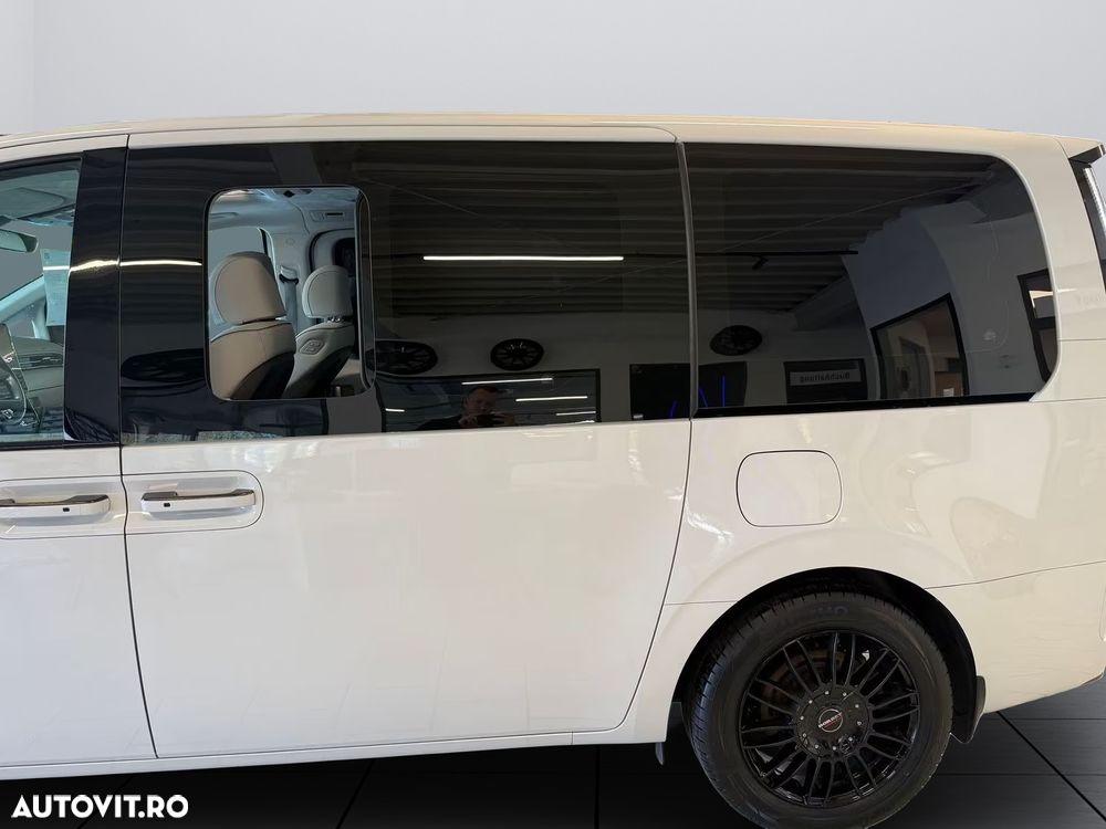 Hyundai Staria 2.2 CRDi Allrad Signature - 7