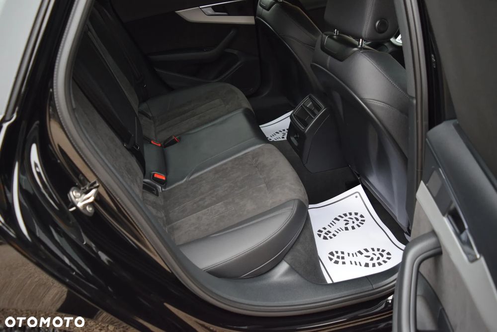 Audi A4 Avant 35 TDI mHEV Advanced S tronic - 33