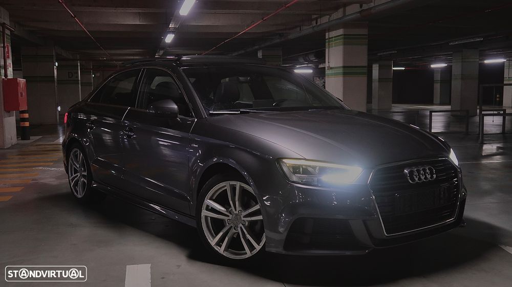 Audi A3 Limousine 30 TFSI S-line - 2