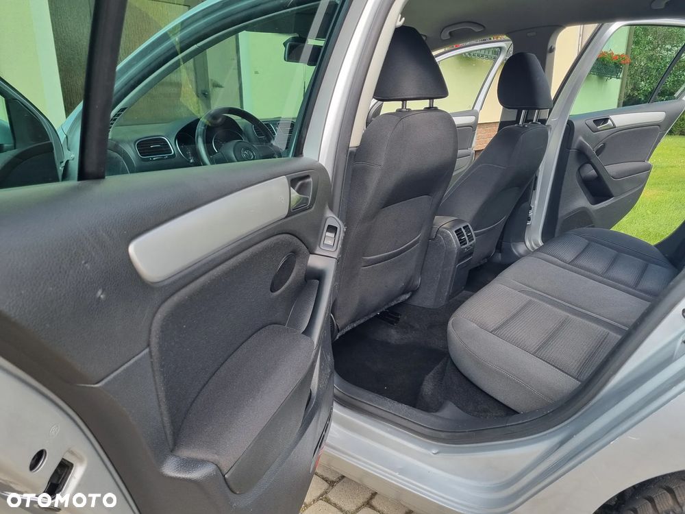 Volkswagen Golf 1.6 TDI DPF Comfortline - 16