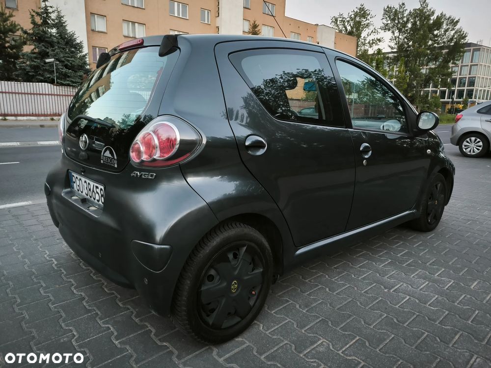 Toyota Aygo - 15