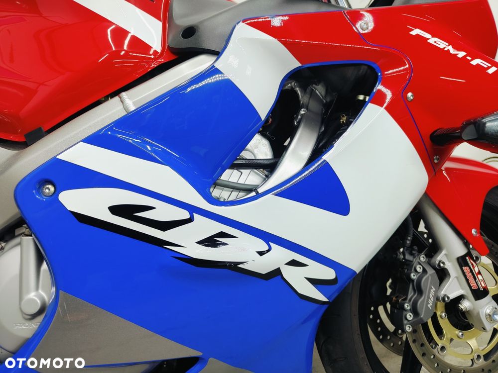 Honda CBR - 6