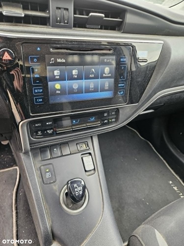Toyota Auris - 17