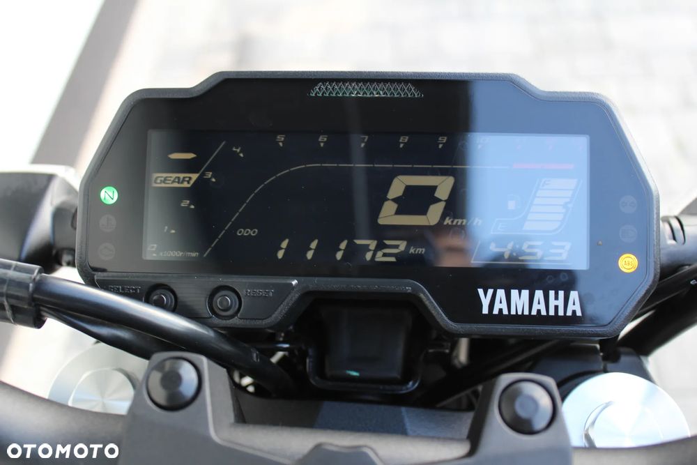 Yamaha MT - 22