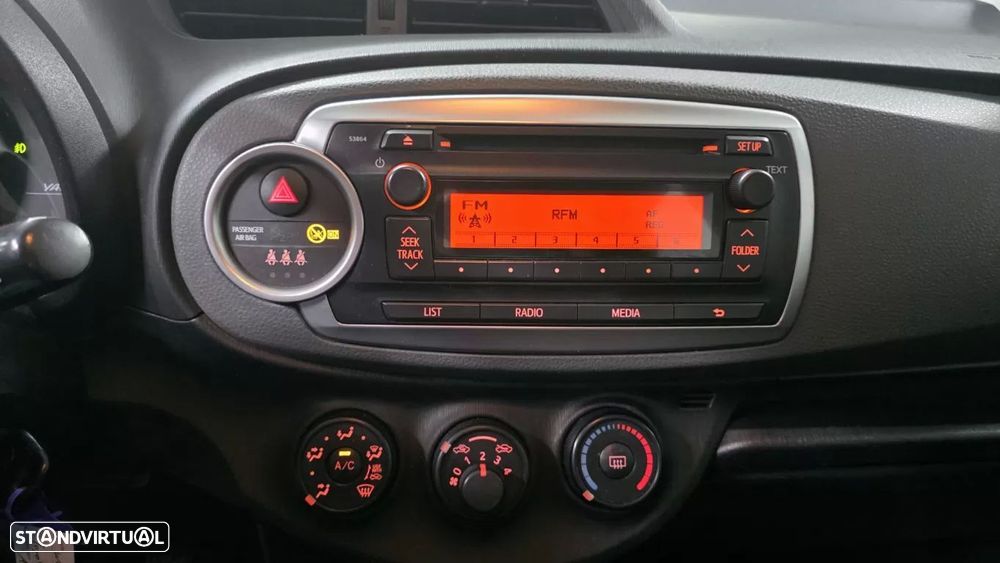 Toyota Yaris 1.0 VVT-i ACtive+AC - 8