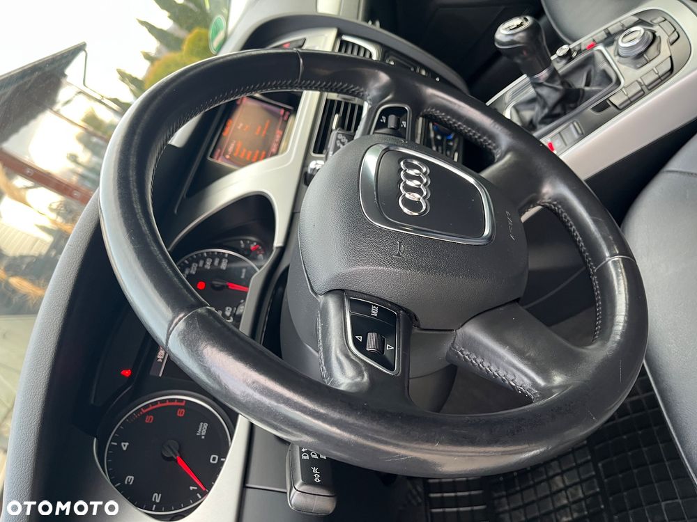 Audi A4 Avant 2.0 TDI DPF Ambiente - 29