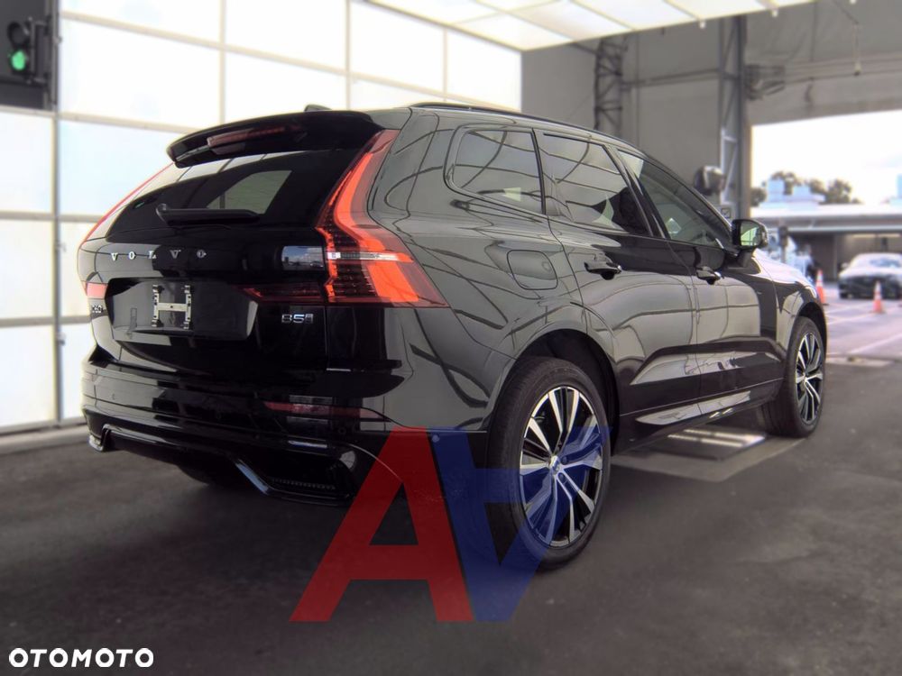 Volvo XC 60 B5 B AWD Plus Dark - 7