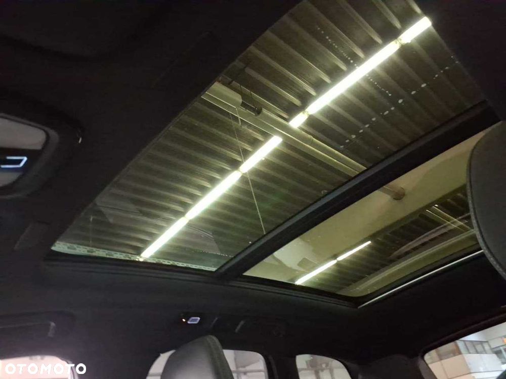 Volvo XC 60 B5 D AWD Ultimate Dark - 10