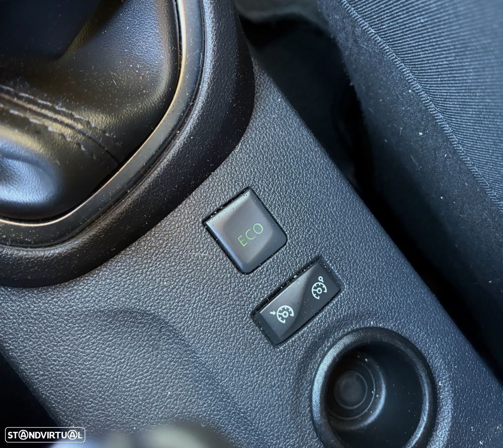 Renault Captur 1.5 dCi Exclusive - 19