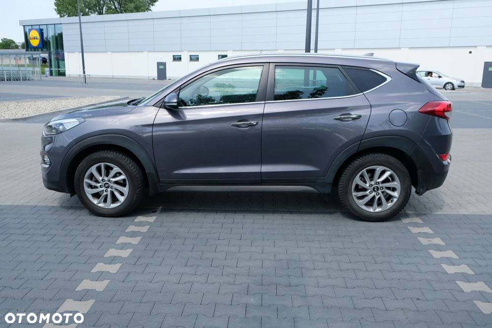 Hyundai Tucson 1.7 CRDI BlueDrive Style 2WD - 3