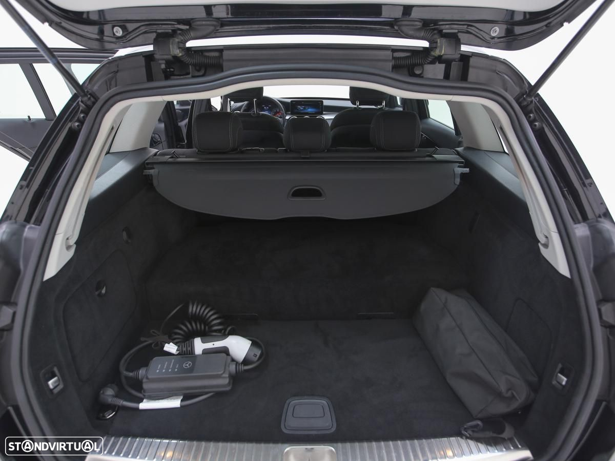 Mercedes-Benz C 300 de Avantgarde - 14