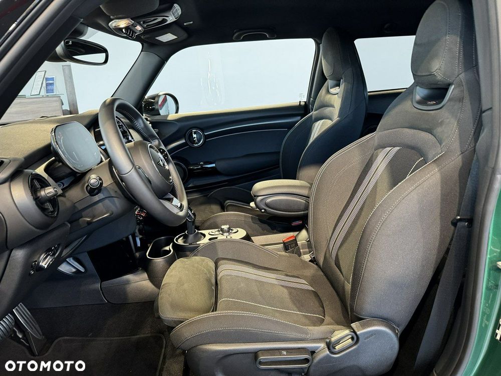 MINI John Cooper Works - 17