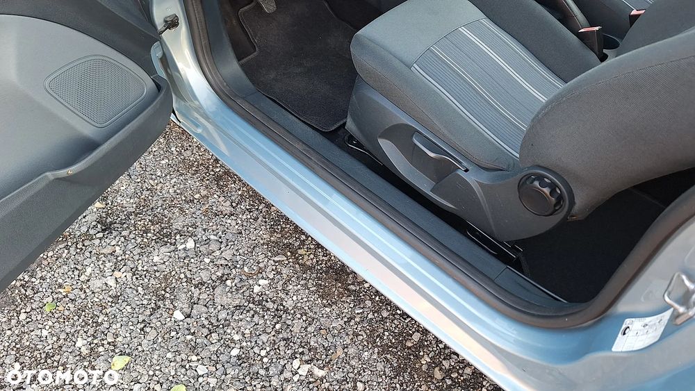 Ford Fiesta - 17