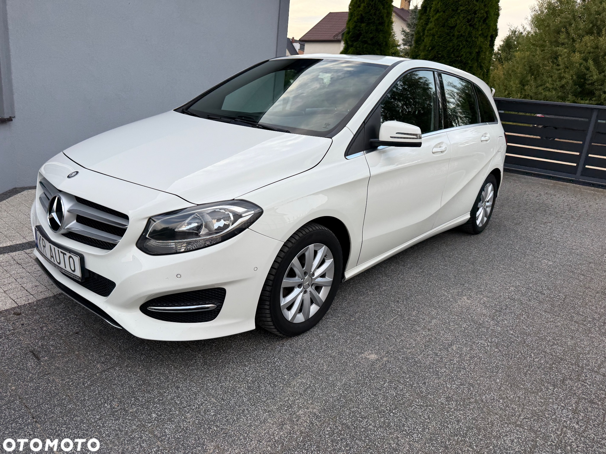 Mercedes-Benz Klasa B 200 (CDI) d 7G-DCT - 30