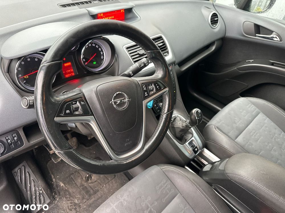 Opel Meriva 1.4 Cosmo - 11