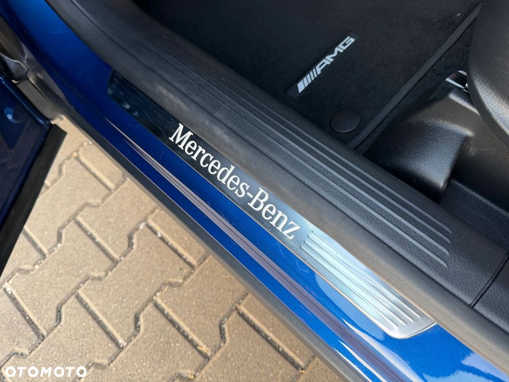 Mercedes-Benz GLA 200 7G-DCT AMG Line - 21