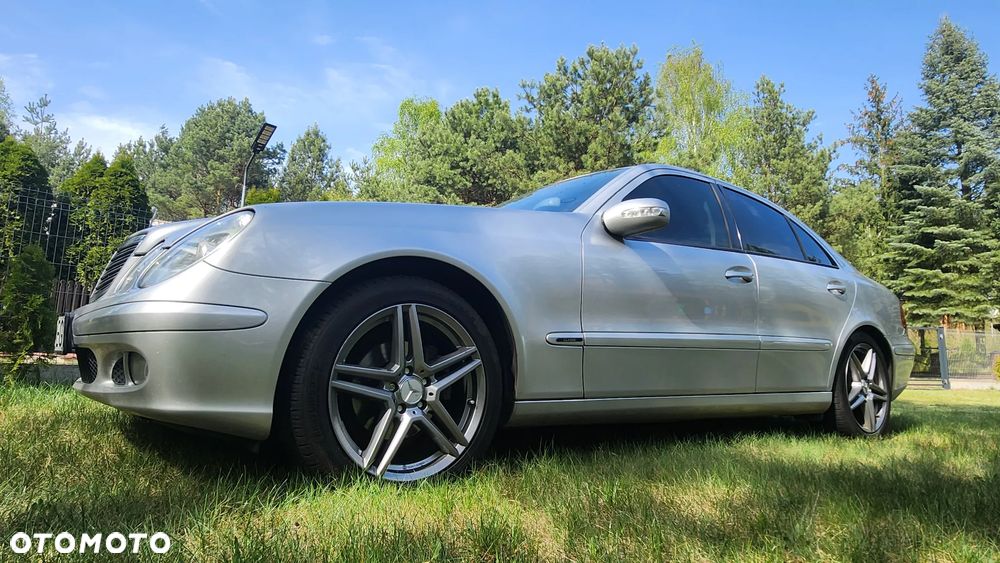 Mercedes-Benz Klasa E 200 Kompressor Automatik Classic - 5