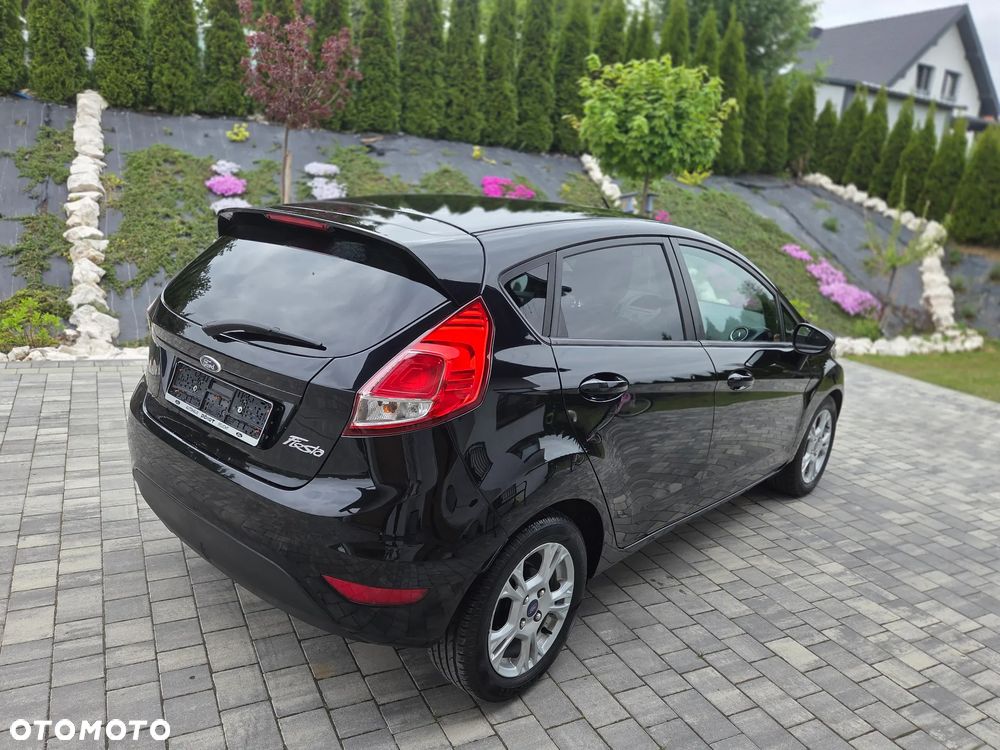Ford Fiesta 1.25 Champions Edition - 3