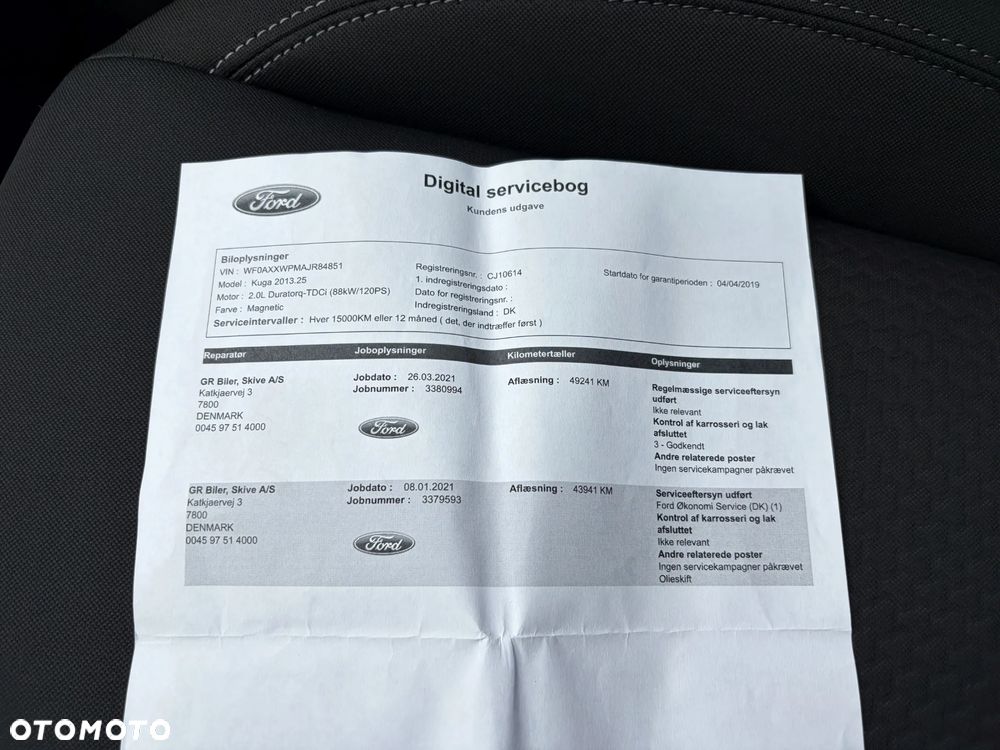 Ford Kuga 2.0 TDCi 2x4 Titanium - 39