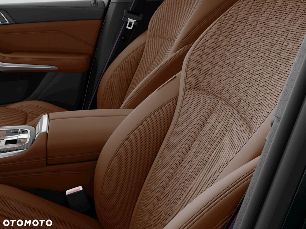 BMW X7 - 8