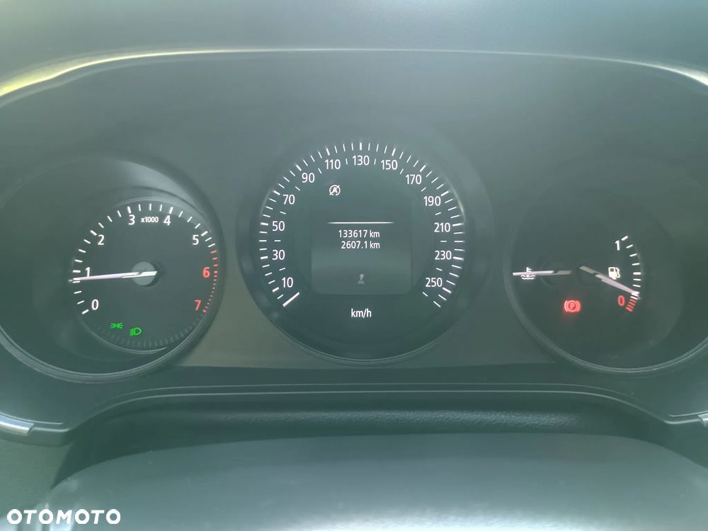 Renault Megane ENERGY TCe 100 LIFE - 17