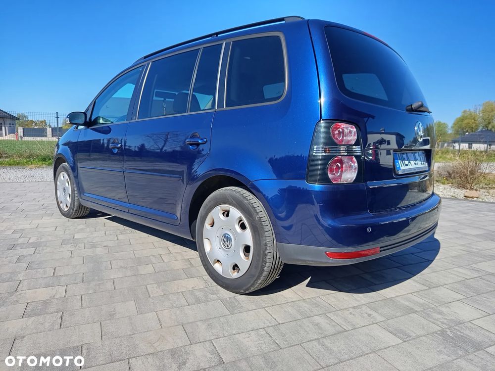 Volkswagen Touran 1.4 TSI STYLE - 5