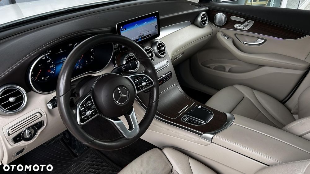 Mercedes-Benz GLC 220 d 4-Matic - 12