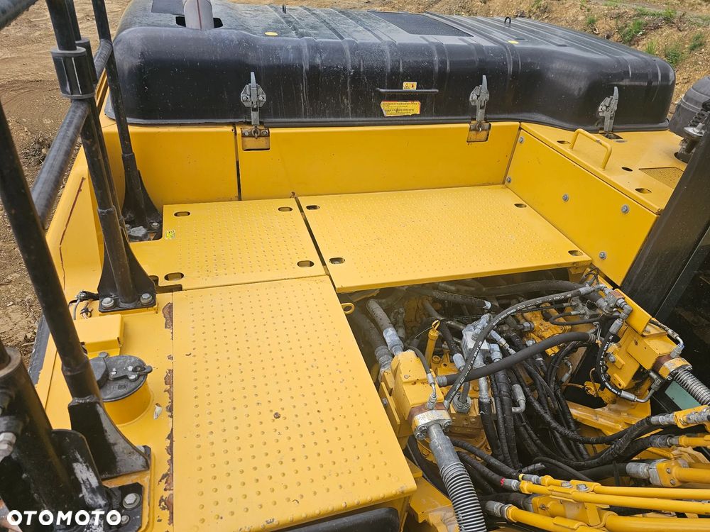 Caterpillar 324EL - 11