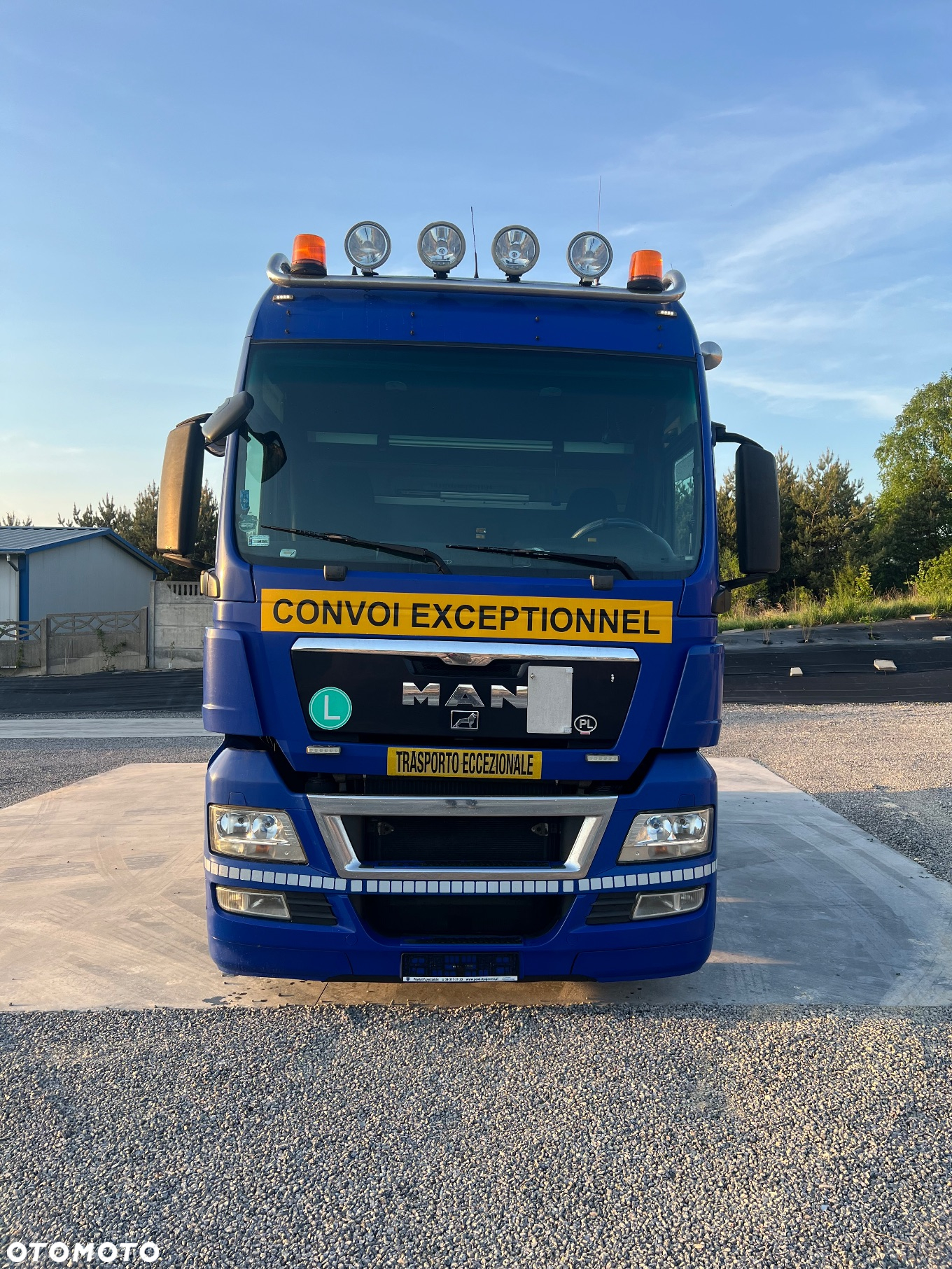 MAN TGX low deck - 2