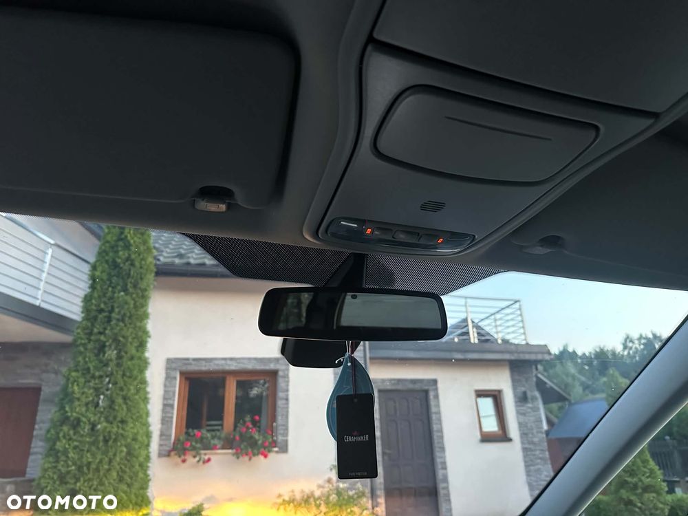 Ford Galaxy 2.0 TDCi Titanium - 28