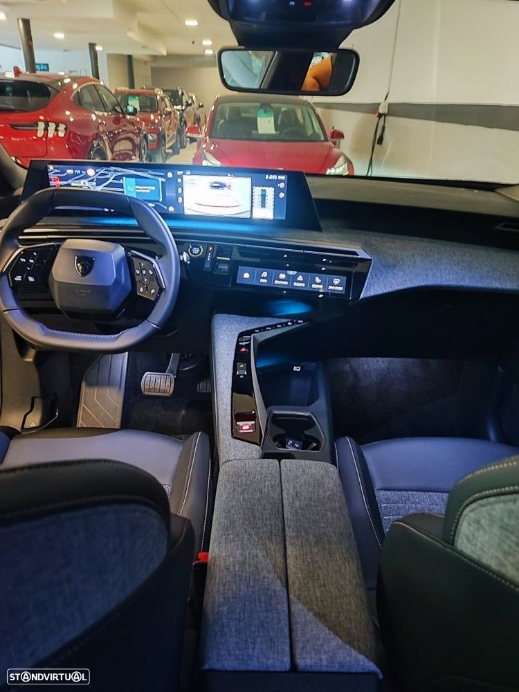 Peugeot E-3008 73 kWh Allure - 10