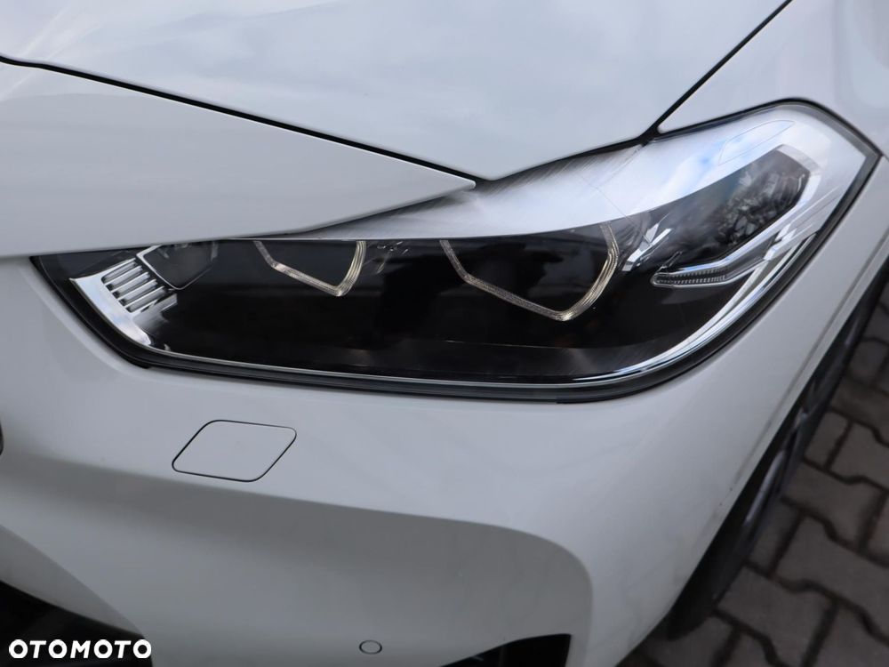 BMW X2 sDrive18i - 21