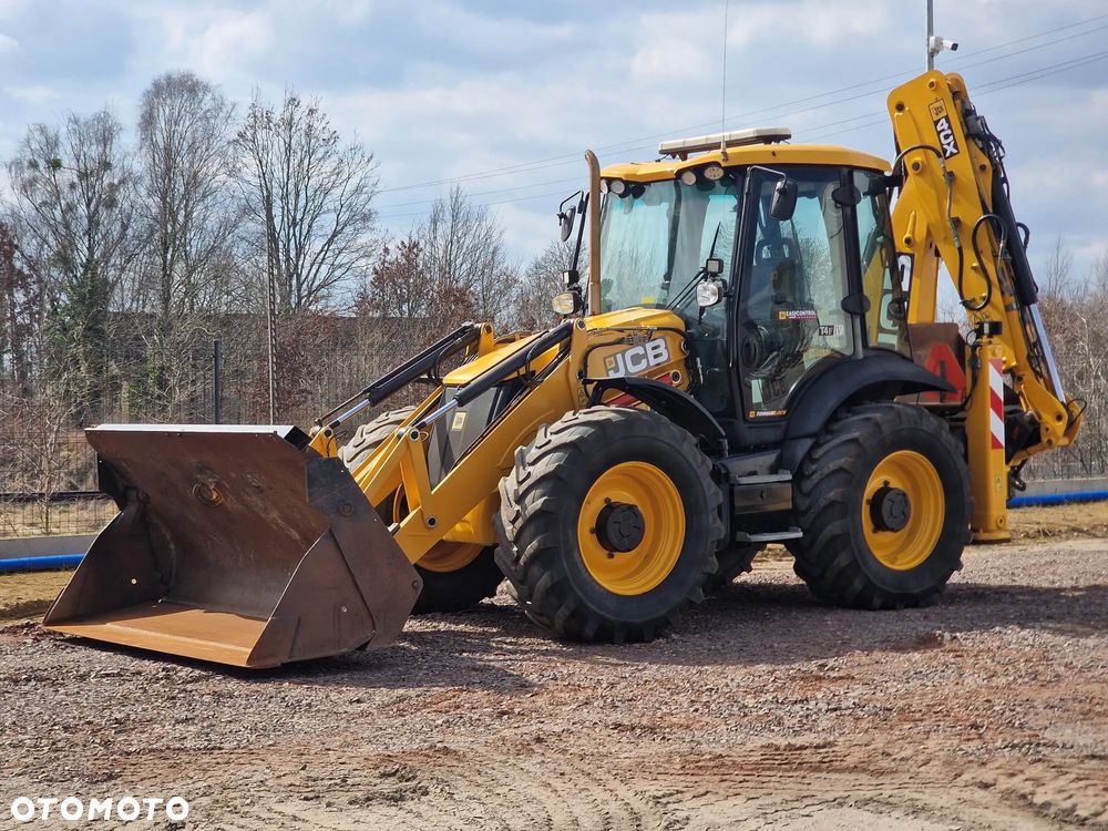 JCB 4CX - 1
