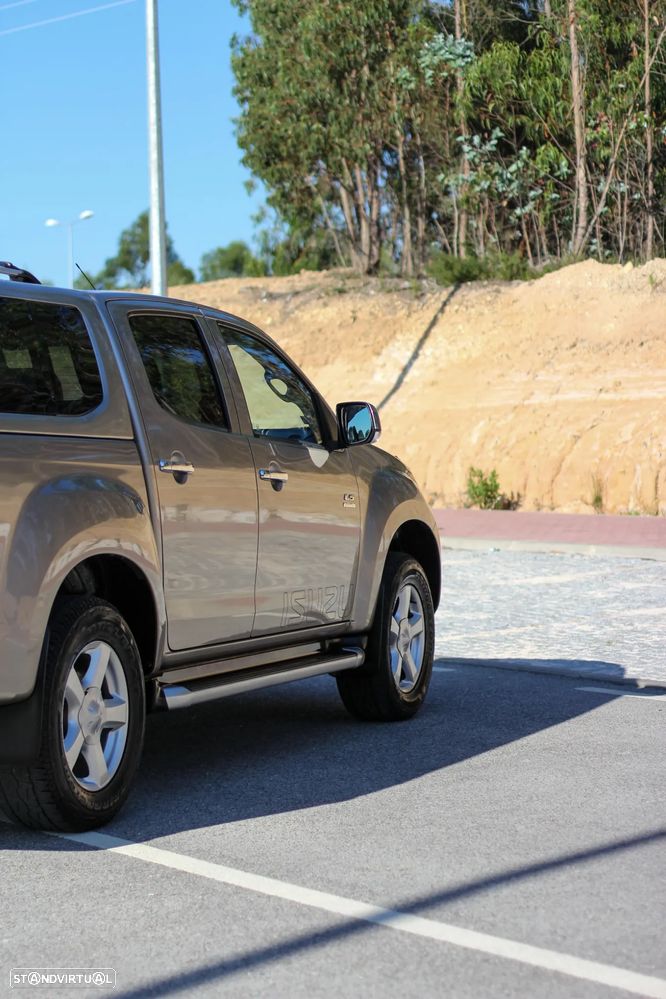 Isuzu D-Max 2.5 DTi CD 4WD LS Sport Edition - 19